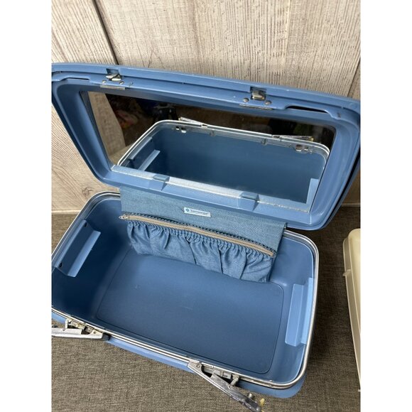 Vintage Samsonite Blue Makeup Train Case With Mirror and Tray Cosmetic Suitcase - Picture 8 of 15
